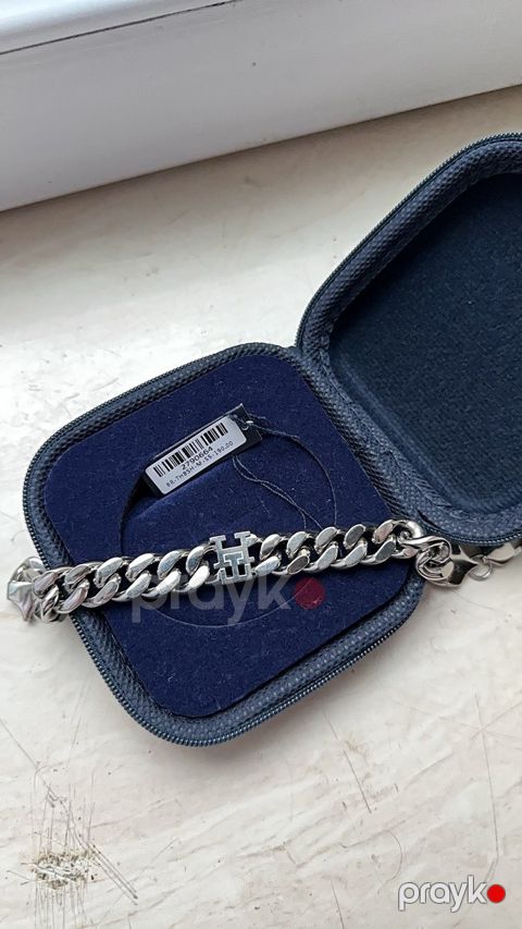 Qolbaq Tommy Hilfiger — Bakı