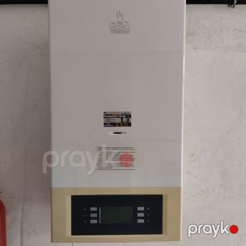 Kombi 28 kw tam ideal vəziyyətdə 1 il rəsmi zəmanət — Bakı
