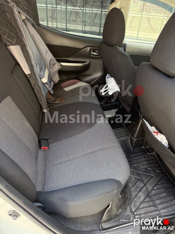 Mitsubishi Mitsubishi L200, 2022 il — Minik avtomobili icarəsi, Bakı (8)