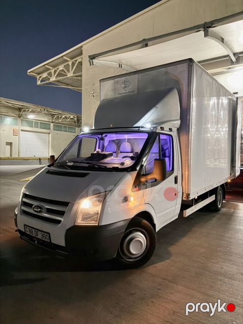 Ford yük maşını — logistika və daşıma xidməti Ford yük avtomobili