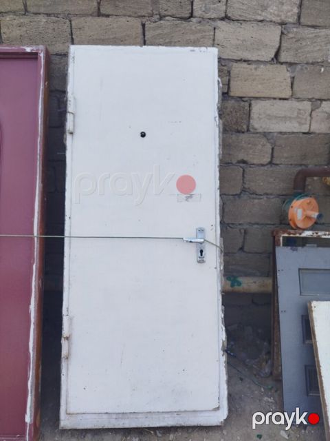 Seyf qapı — Bakı