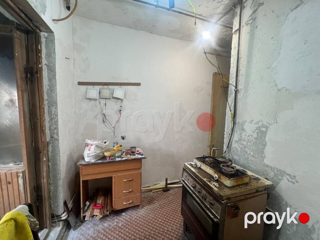 Satılır 2 otaqlı köhnə tikili 60 m² — Mənzil, Bakı (8)
