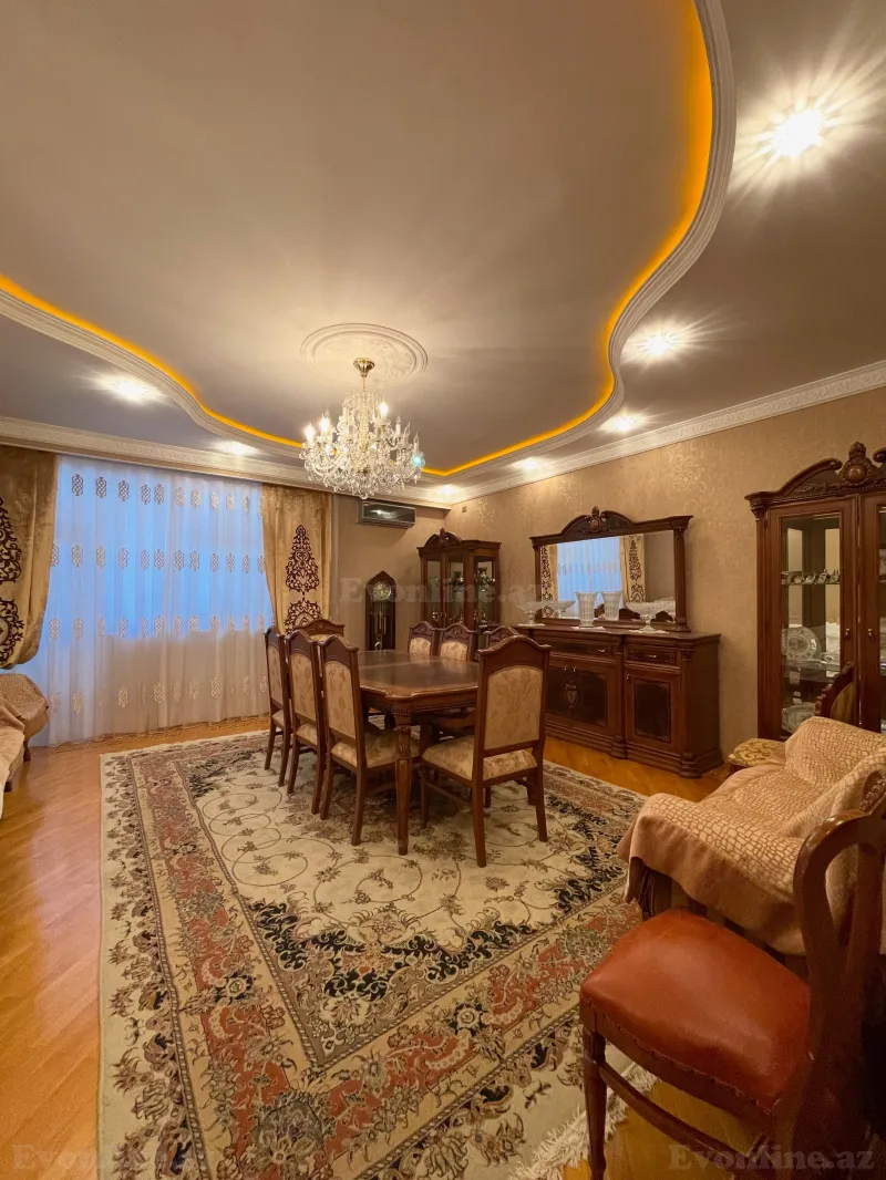Satılır 4 otaqlı Mənzil Yeni tikili 146 m² Bakı, Binəqədi r., 8-ci mikrorayon — Sarxan