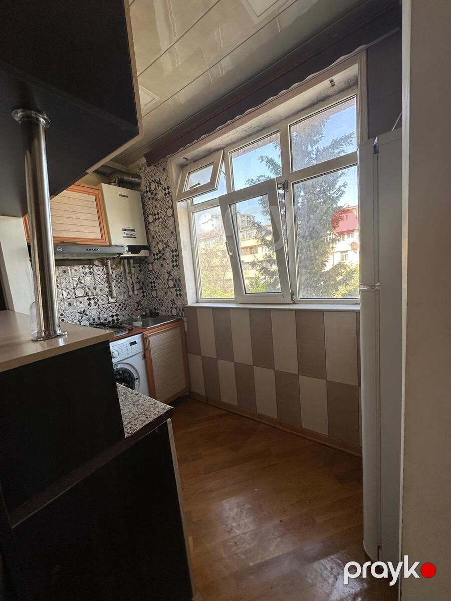 Satılır 2 otaqlı köhnə tikili 50 m² — Mənzil, Bakı (3)