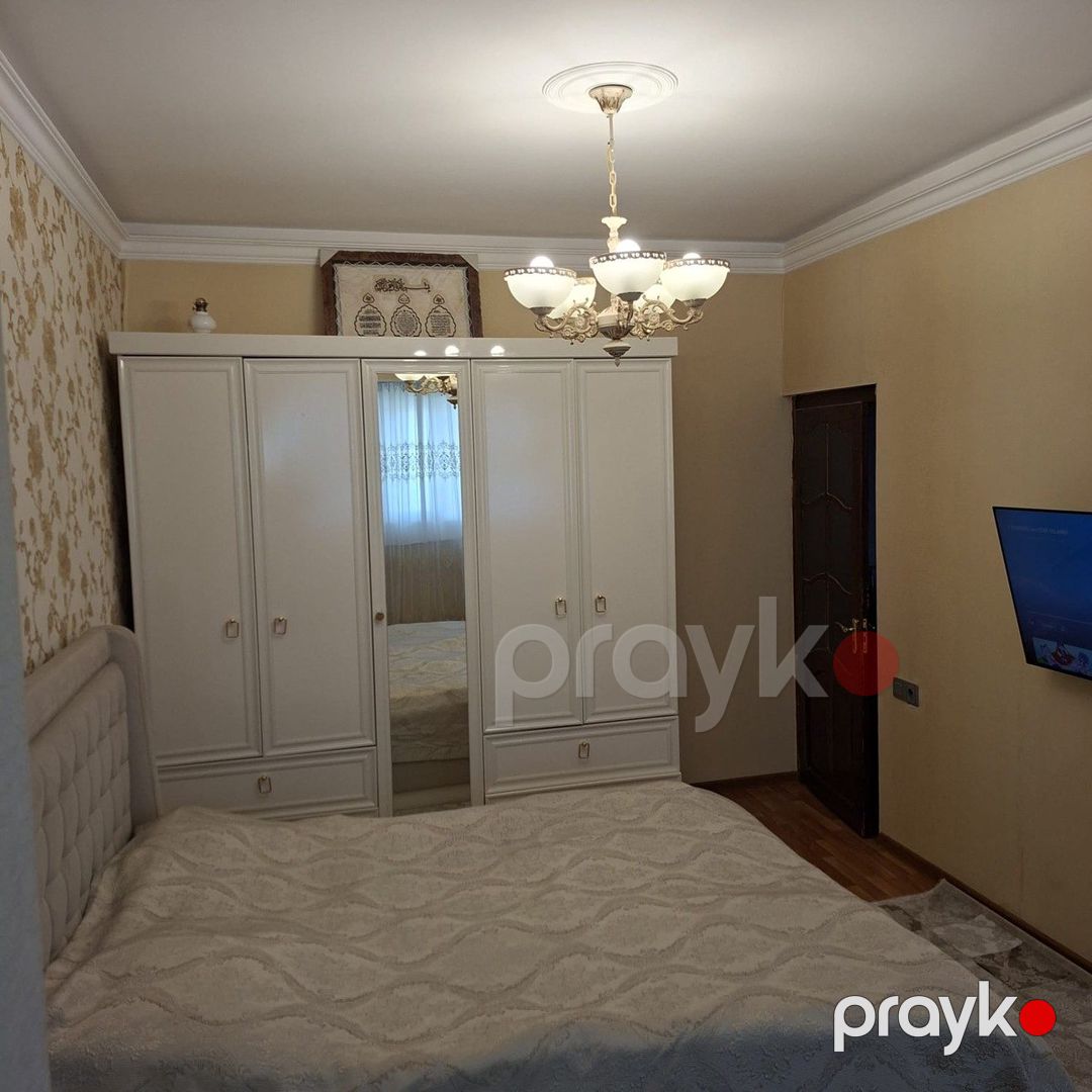 Satılır 4 otaqlı köhnə tikili 95 m² — Mənzil, Bakı (6)