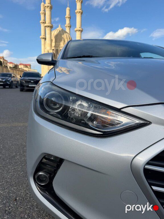 Hyundai Avante, 1.6 L, 2016 il, 193 414 km — Avtomobillər, Bakı (8)