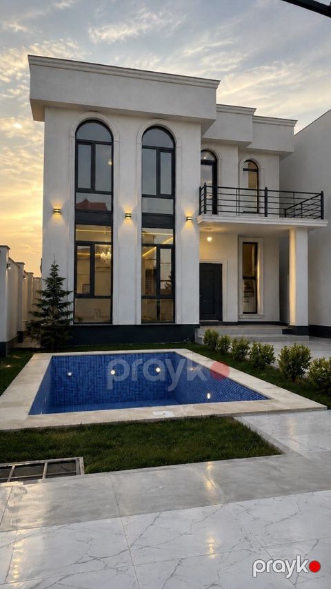Satılır 5 otaqlı həyət evi/bağ evi 250 m² — Bakı