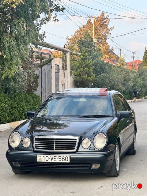 Mercedes E 240, 2.4 L, 1998 il, 325 465 km — Bakı