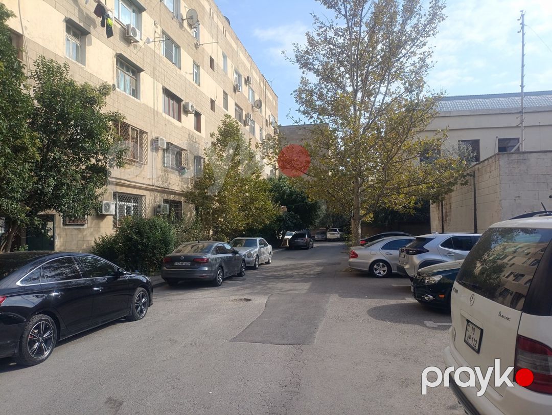 Satılır 3 otaqlı köhnə tikili 73 m² — Mənzil, Bakı (3)
