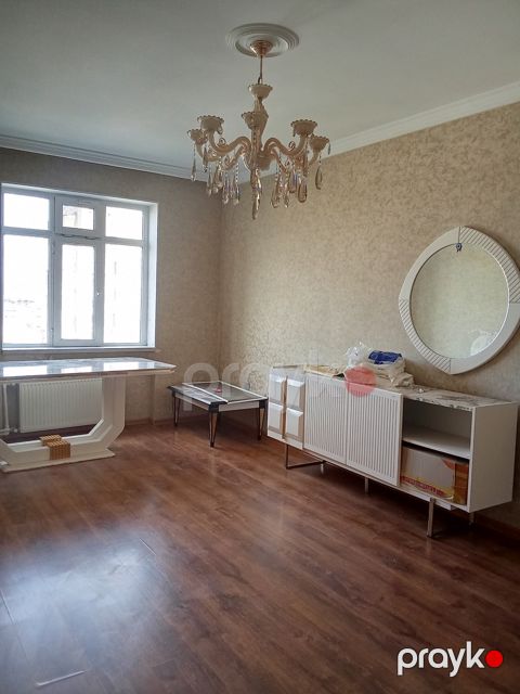 Satılır 3 otaqlı köhnə tikili 65 m² — Bakı