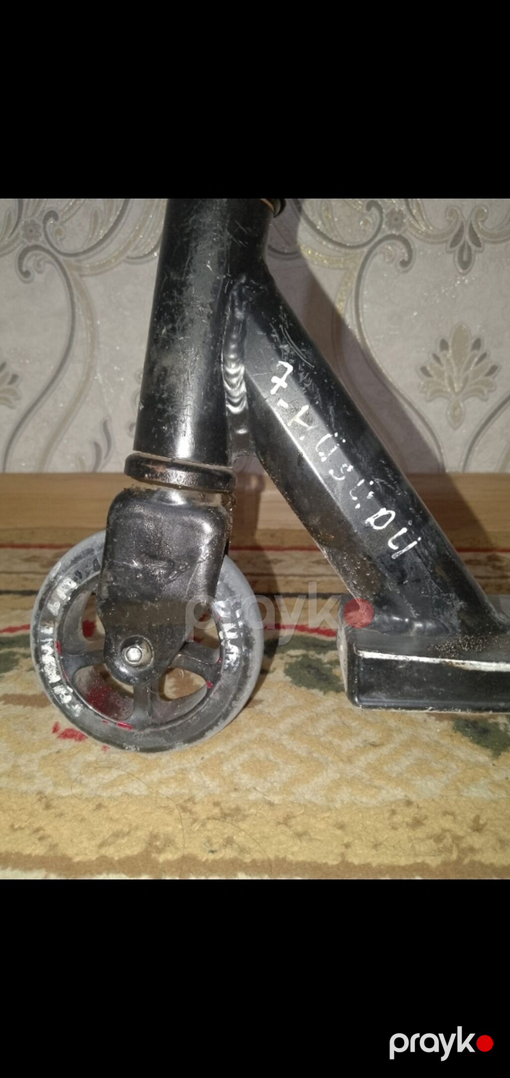 Uşaq üçün 2 təkərli skuter - Hər şey işləyir Rəng: Qara (qırmızı — Mopedlər və skuterlər, Xırdalan (3)