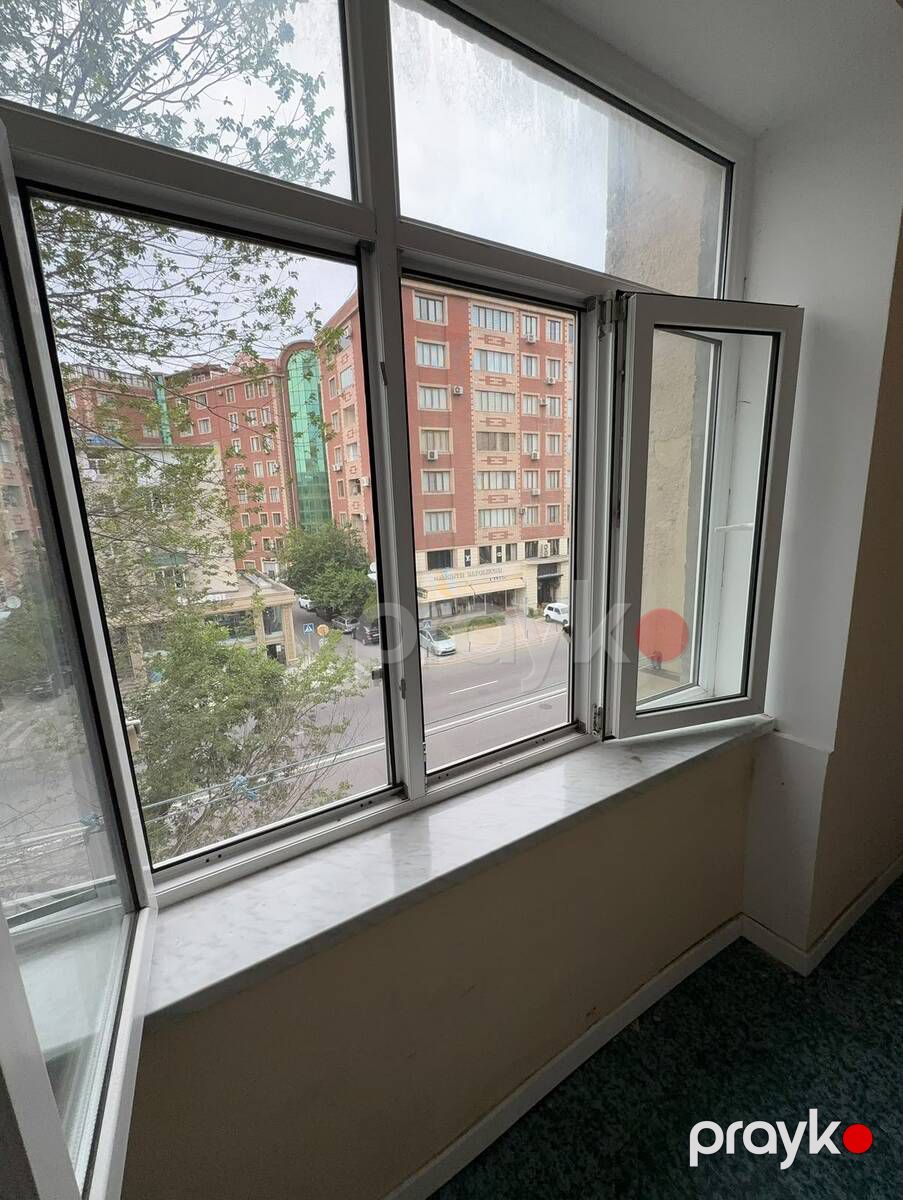 Satılır 2 otaqlı köhnə tikili 65 m² — Mənzil, Bakı (7)