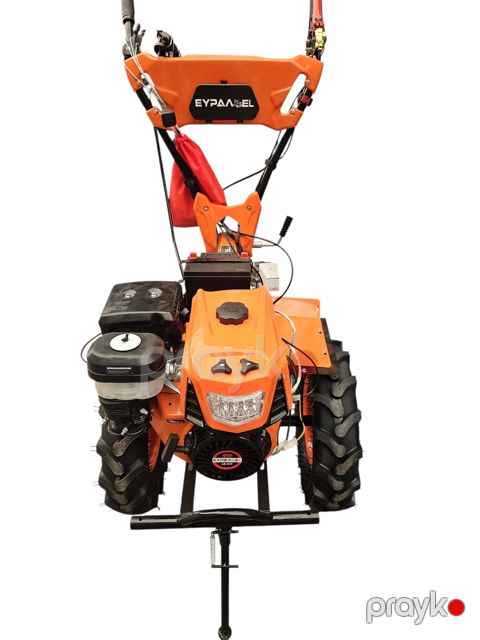 Traktor Ural 18HP — Bakı