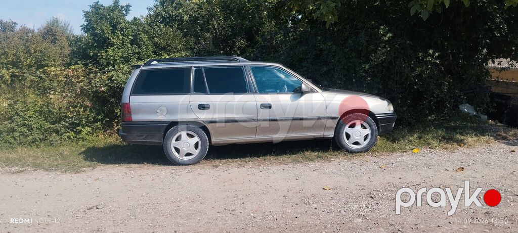 Opel Astra: 1.6 l 1996 il 385600 km Universal — Avtomobillər, Qusar (7)