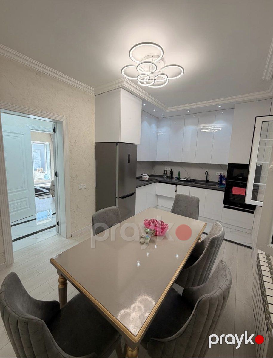 Satılır 4 otaqlı həyət evi/bağ evi 200 m² — Ev, villa, Bakı (8)