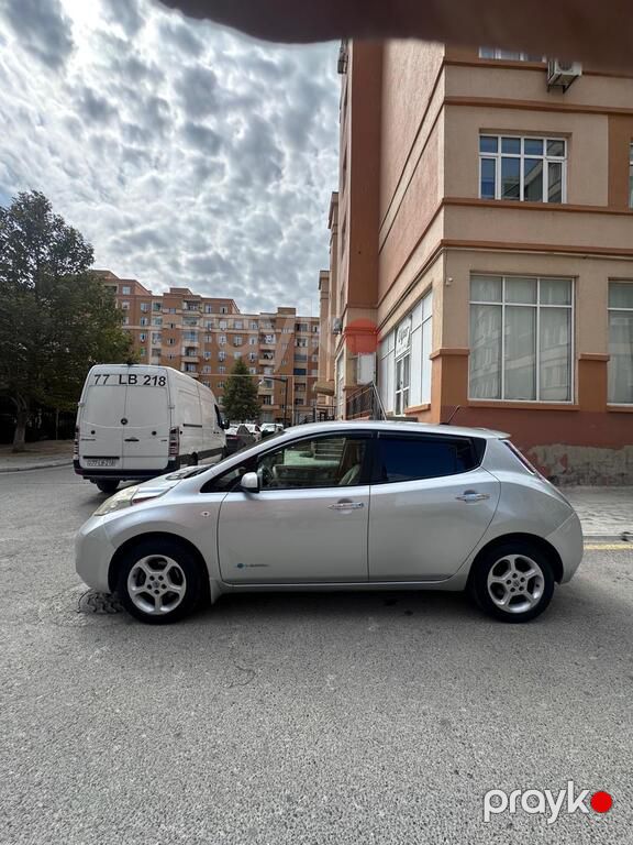 Nissan Leaf, 24 kWh, 2011 il, 177 478 km — Avtomobillər, Bakı (3)