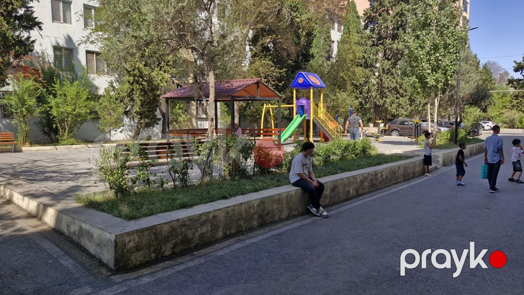 Satılır 2 otaqlı köhnə tikili 50 m² — Mənzil, Bakı (9)