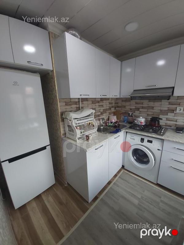 Satılır 2 otaqlı Bina evi menzil (Köhnə tikili), 50 m², 3-cü mikrorayon — Mənzil, Sumqayıt (12)
