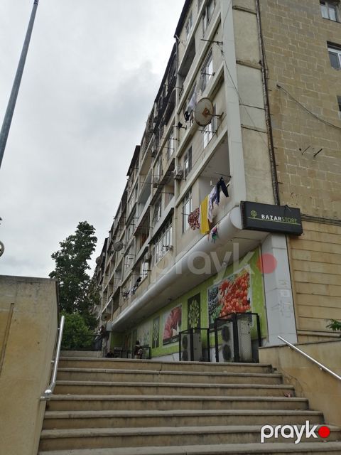 Satılır 3 otaqlı köhnə tikili 90 m² — Bakı