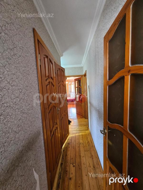 Satılır 3 otaqlı Bina evi menzil (Köhnə tikili), 70 m², 5-ci mikrorayon — Mənzil, Sumqayıt (3)