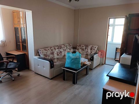 Satılır 2 otaqlı köhnə tikili 45 m² — Bakı