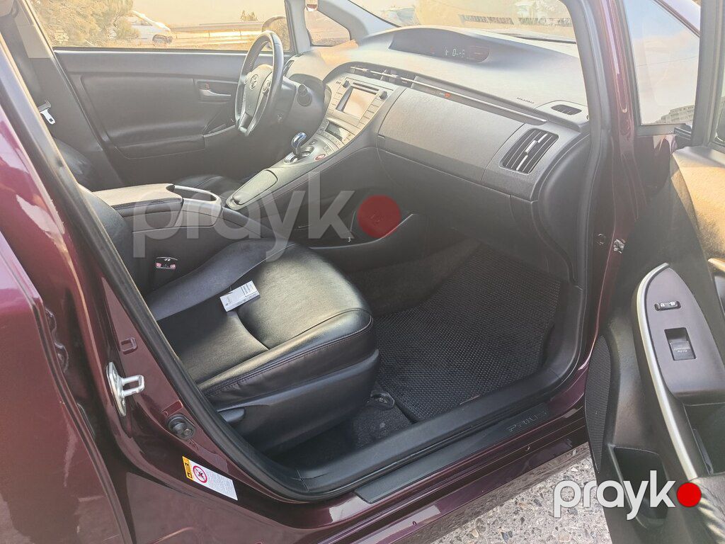 Toyota Prius, 1.8 L, 1.3 kWh, 2013 il, 412 797 km — Avtomobillər, Bakı (9)