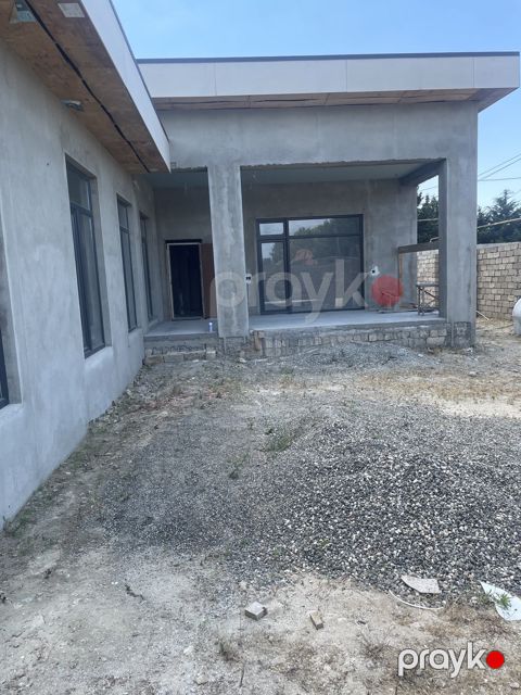 Satılır 4 otaqlı həyət evi/bağ evi 165 m² — Bakı