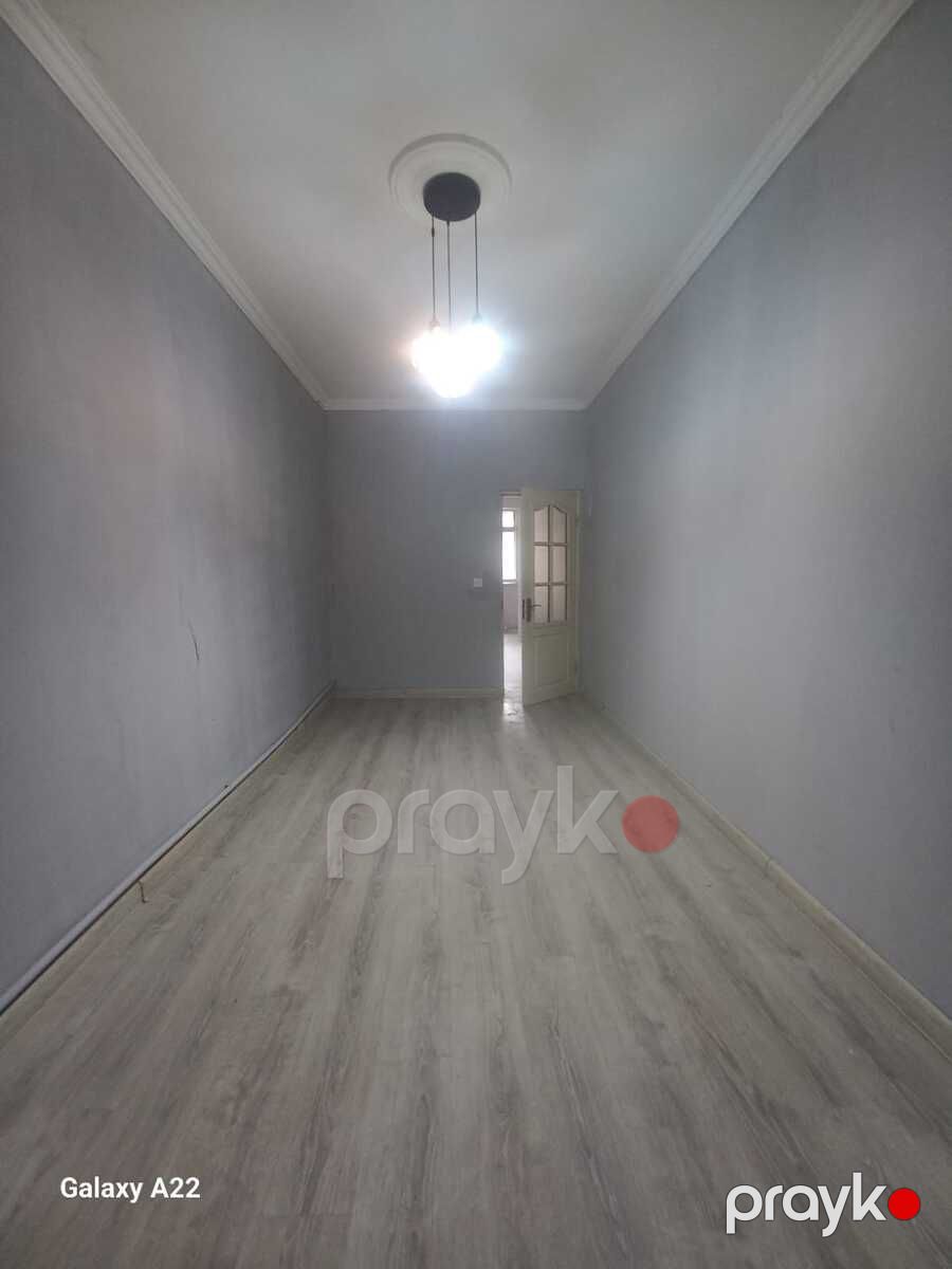 Satılır 2 otaqlı köhnə tikili 55 m² — Mənzil, Bakı (6)