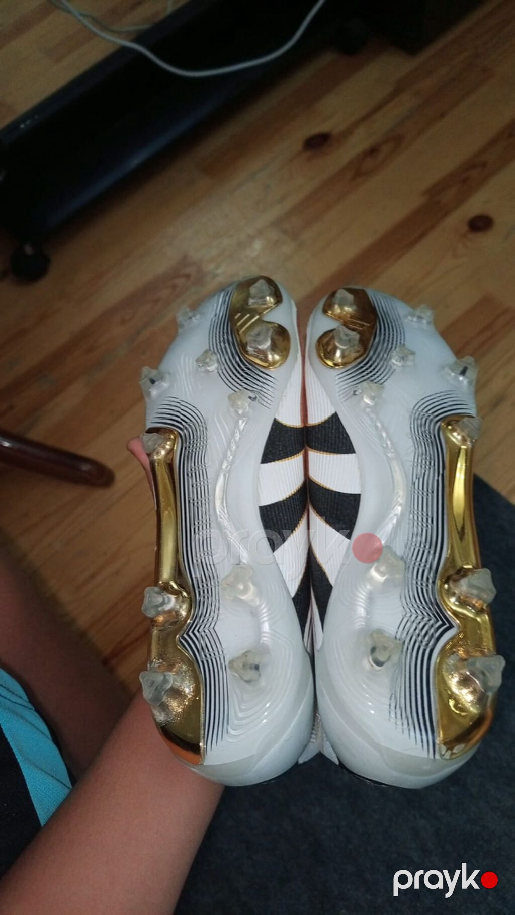 Məhsul: Futbol buferləri (krampon) Brend/model işarələri: adidas — Krossovkalar, Bakı (2)