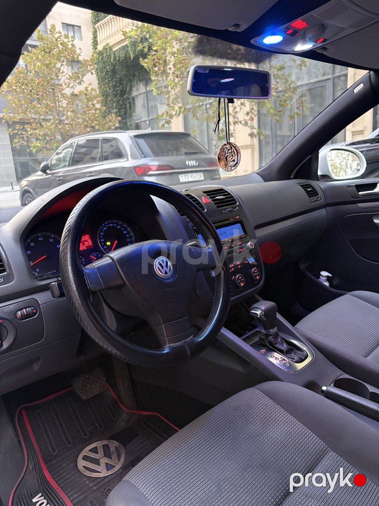 Volkswagen Jetta, 1.6 L, 2009 il, 320 000 km — Avtomobillər, Bakı (7)