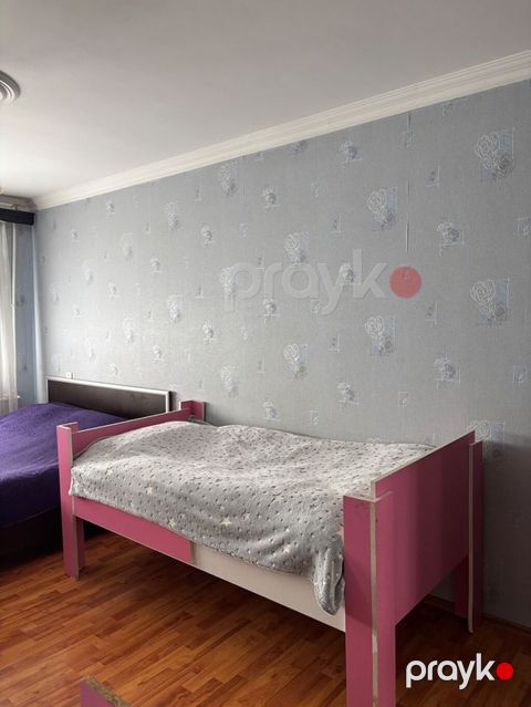 Oğlan və qız üçün, İşlənmiş, Çarpayı, Bazasız, Matrassız, Siyirməsiz — Bakı