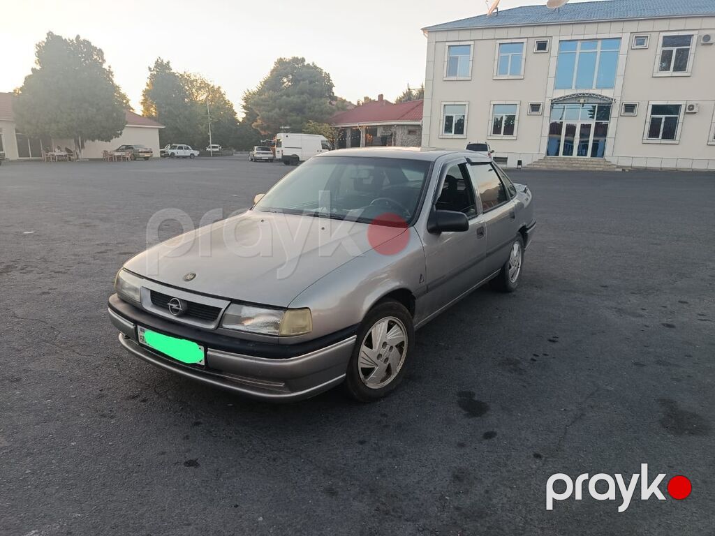 Opel Vectra: 1.8 l 1994 il Sedan — Avtomobillər, Qax (2)