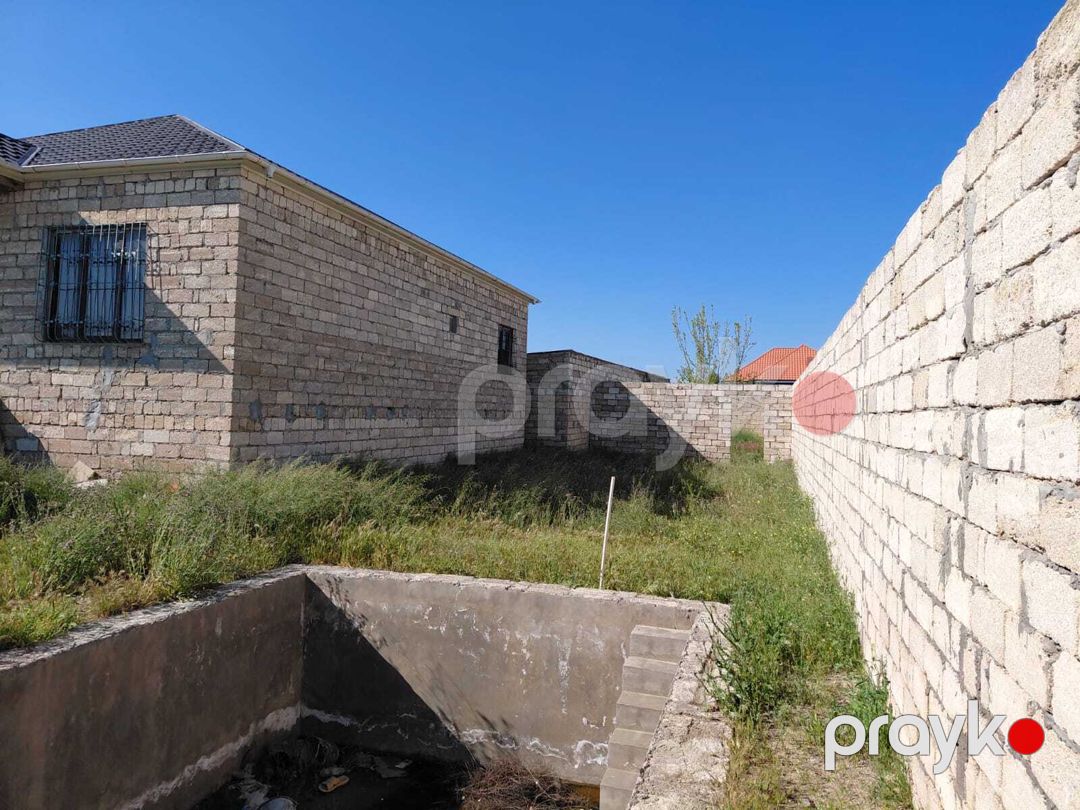 Satılır 4 otaqlı həyət evi/bağ evi 140 m² — Ev, villa, Bakı (2)
