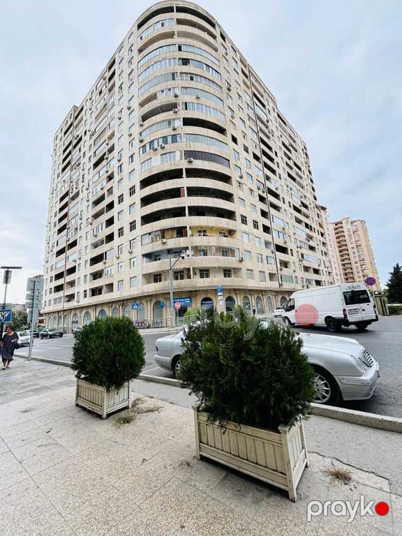 Satılır 4 otaqlı yeni tikili 230 m² — Mənzil, Bakı (2)