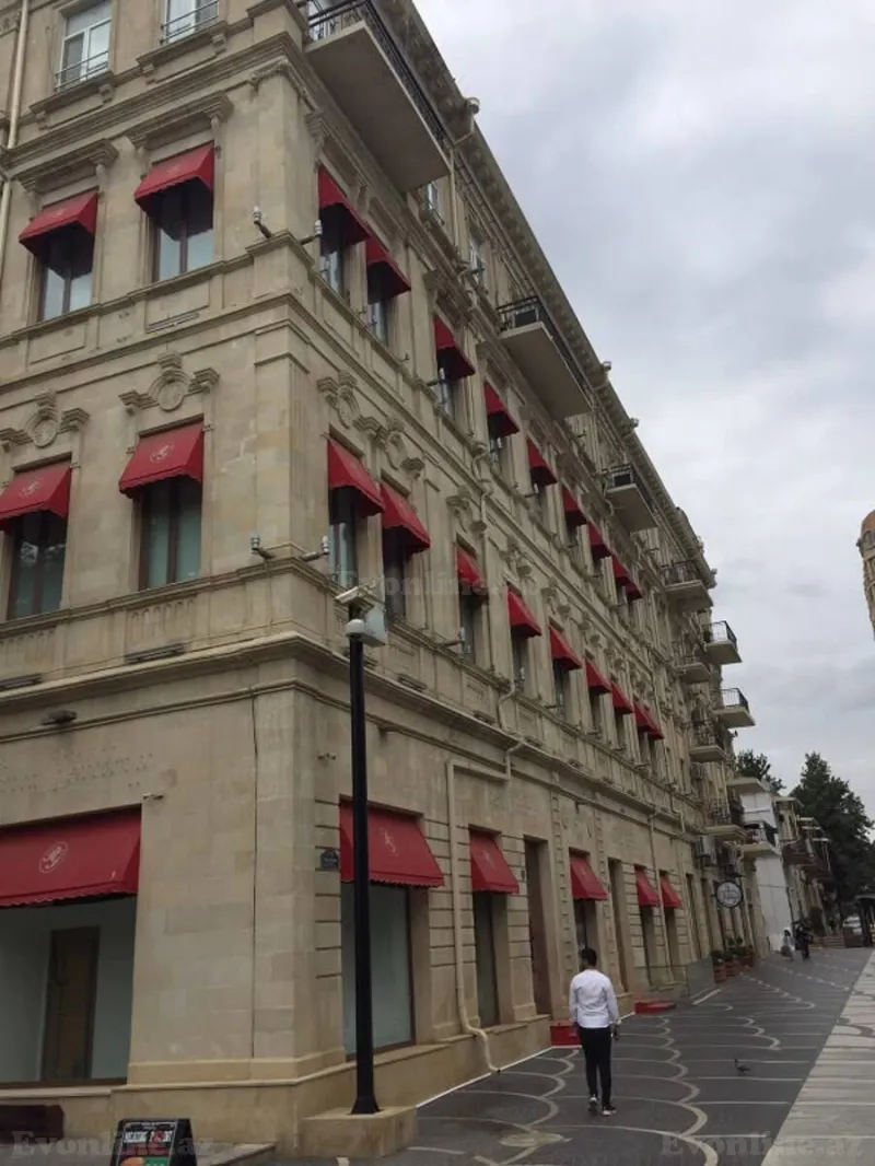 Kirayə verilir Obyekt 140 m² Bakı, Səbail r — Bakı