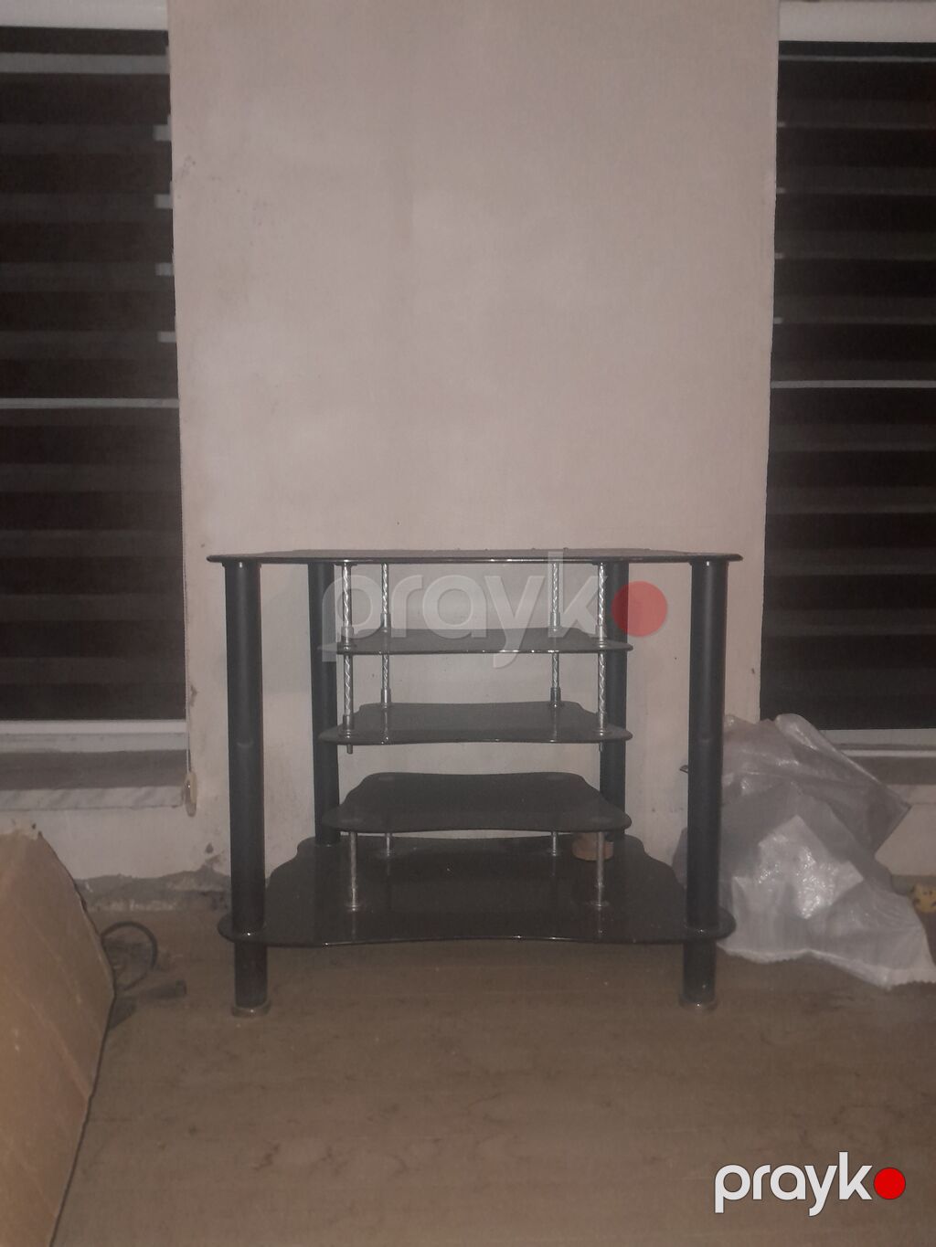 Şüşə rəfli Tv/av stend - Material: qara temperli şüşə rəflər, metal — Televizor altlıqları və standlar, Digah (3)