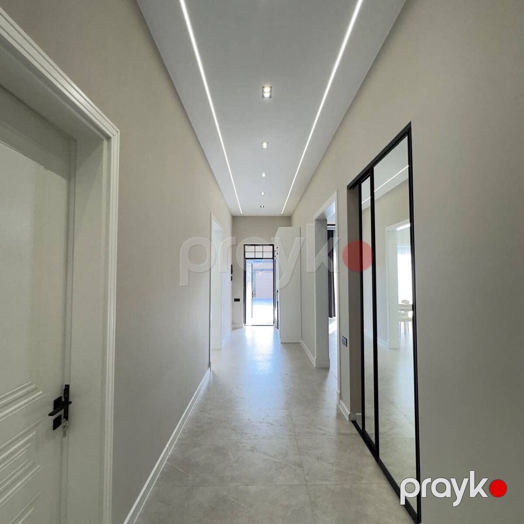 Satılır 4 otaqlı həyət evi/bağ evi 160 m² — Ev, villa, Bakı (12)