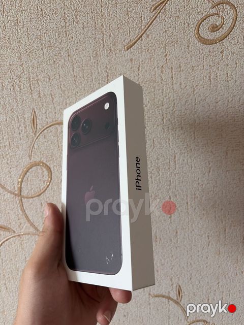 18 Pro Max 256-12 Bakidadir,beyan olunub.Qiymetde razilasmag olar — Bakı