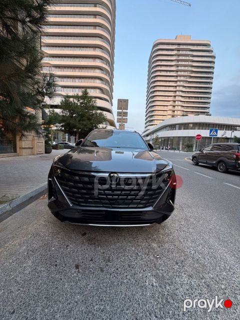 Changan Uni-Z, 1.5 L, 18.4 kWh, 2025 il, 4 300 km — Bakı