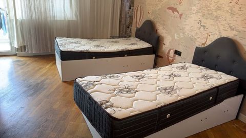 İşlənmiş, Təknəfərlik çarpayı, Matras ilə — Кровати