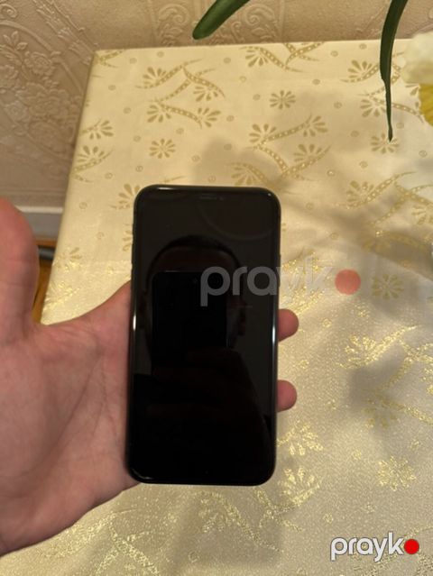 IPhone 11, Qara, Simsiz şarj — Mingəçevir