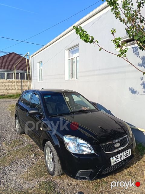 Kia Rio, 1.4 L, 2009 il, 292 000 km — Ağstafa