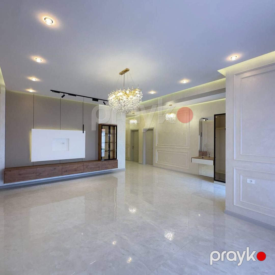 Satılır 5 otaqlı həyət evi/bağ evi 250 m² — Ev, villa, Bakı (11)