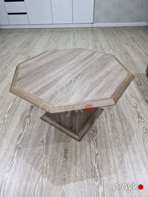 Səkkizguşəli dizayna malik salon/otaq üçün kofe masası - Forma — Bakı