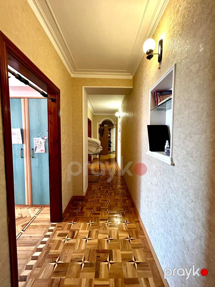 Satılır 5 otaqlı köhnə tikili 135 m² — Mənzil, Bakı (12)
