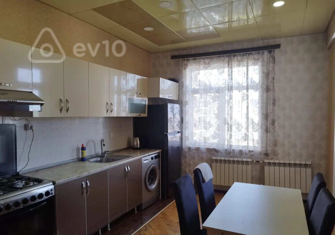 2 otaqlı mənzil, 100 m², Bakı, Bakı Faiq Yusifov k — kirayə — Mənzil, Bakı (6)