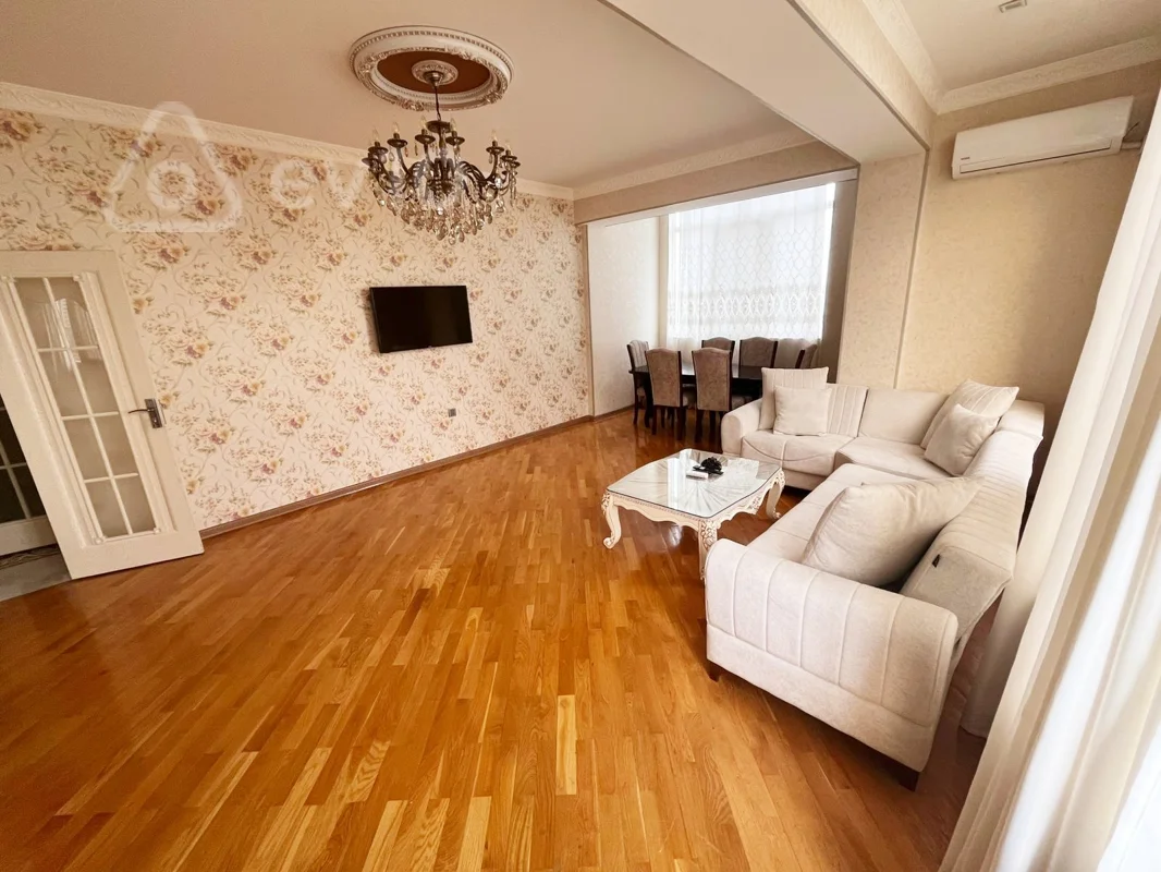 3 otaqlı mənzil, 110 m², 20 yanvar metrosunun yaxınlığı — kirayə — Mənzil, Bakı (7)