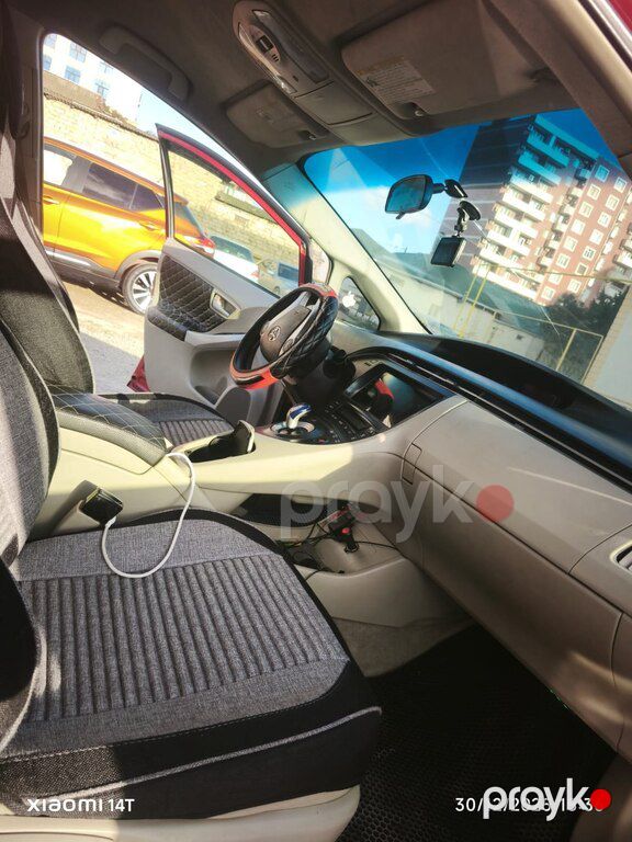 Toyota Prius, 1.8 L, 1.3 kWh, 2011 il, 628 055 km — Avtomobillər, Bakı (6)