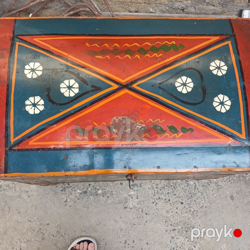 Əl naxışlı taxta sandıq - Material: bərk ağac - Üst və ön hissə: əl — Pul qutusunun və şkatulyalar, Digah (3)