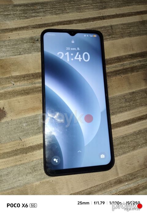 Oppo A18